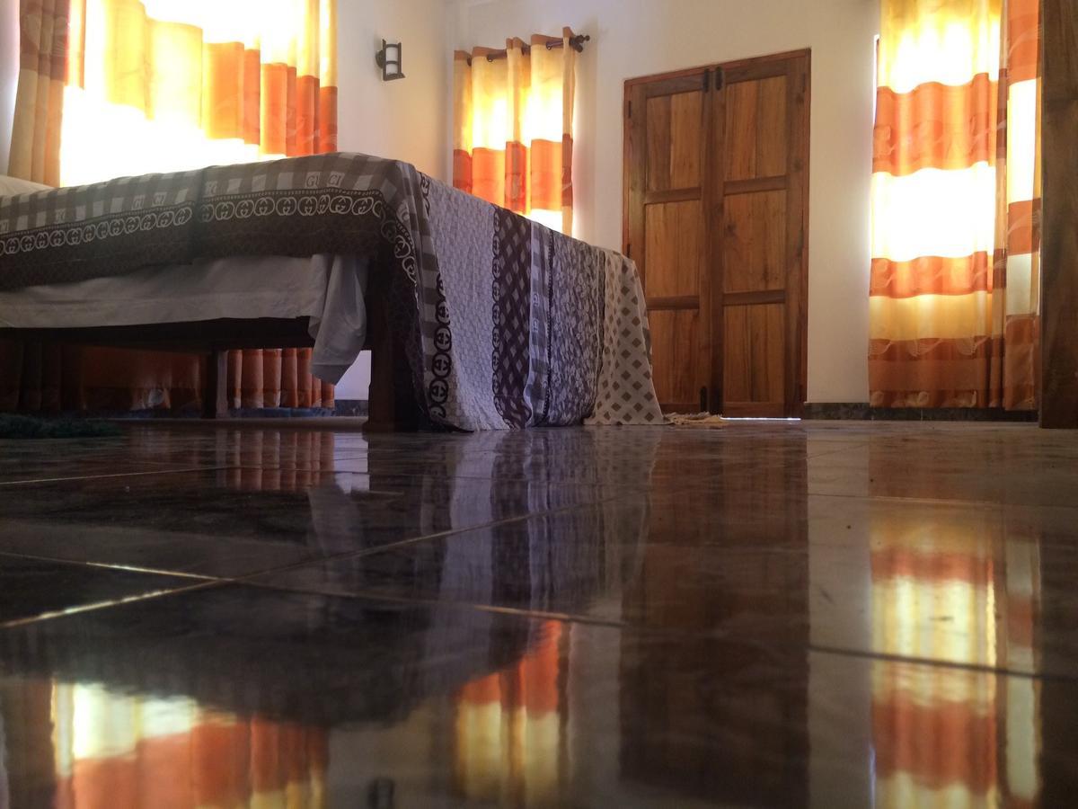 Hotel Athina & Restaurant Chilaw Ngoại thất bức ảnh