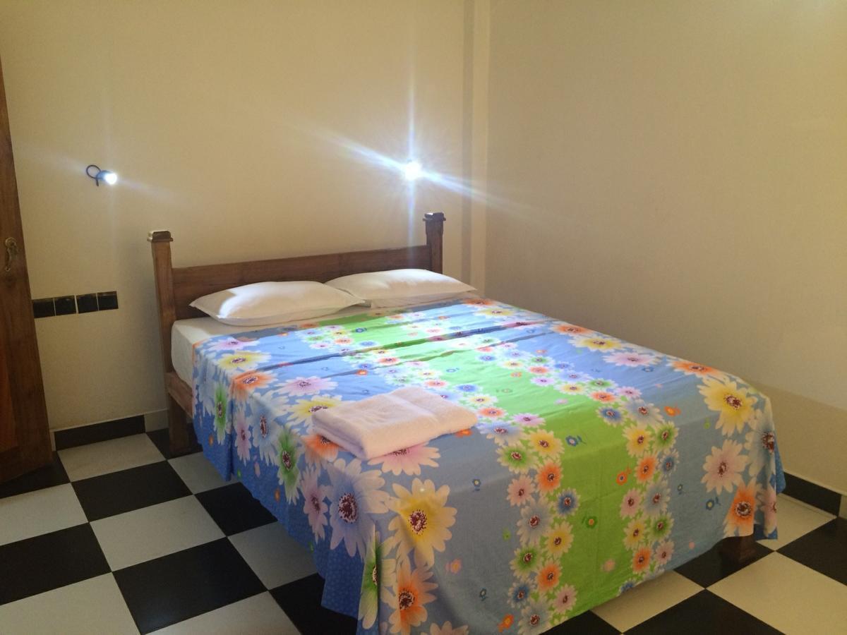 Hotel Athina & Restaurant Chilaw Ngoại thất bức ảnh