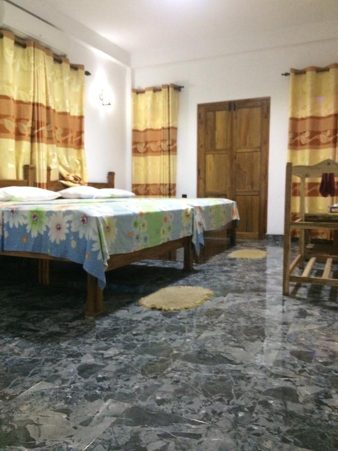 Hotel Athina & Restaurant Chilaw Ngoại thất bức ảnh