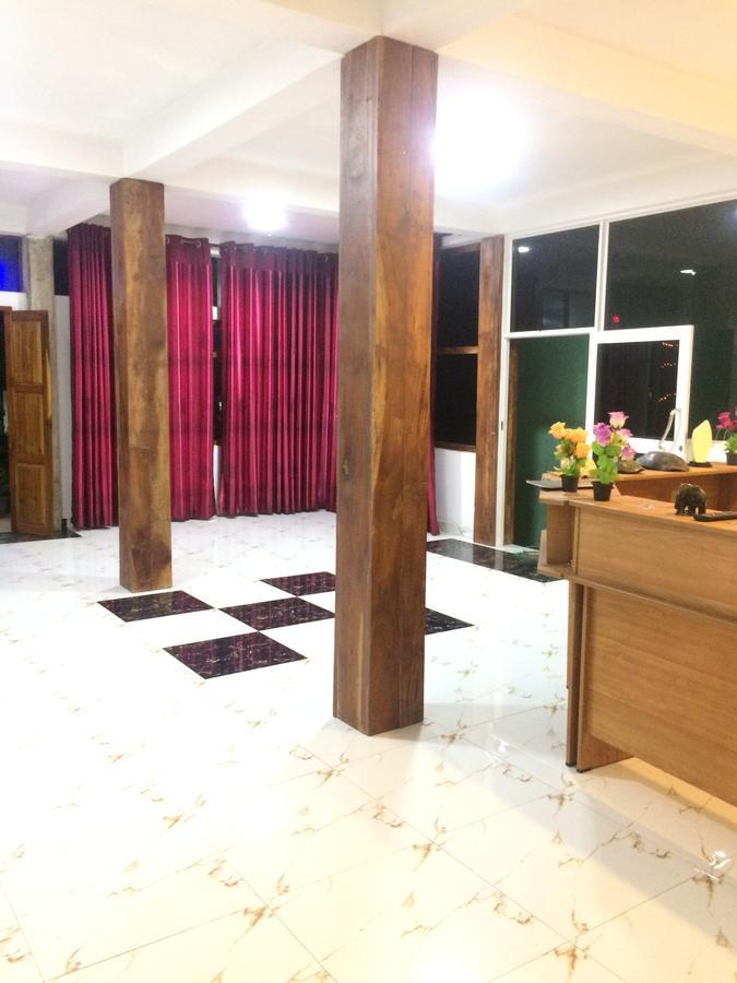 Hotel Athina & Restaurant Chilaw Ngoại thất bức ảnh